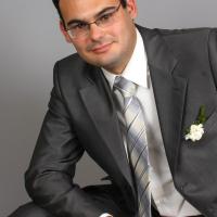 Michael Roiz's avatar