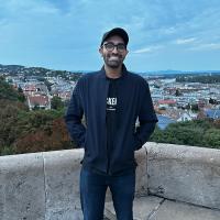 Vaibhav Suri's avatar