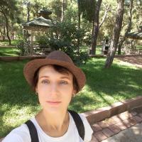 Julia Gokbulut's avatar